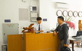 Khách sạn Hồ Sen Xanh Hà Nội